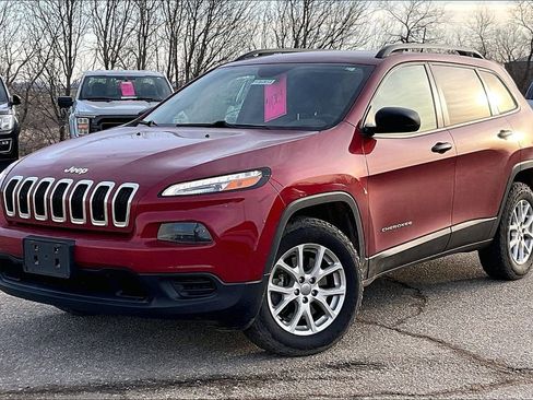 Used 2016 Jeep Cherokee Sport w/ Cold Weather Group image 2
