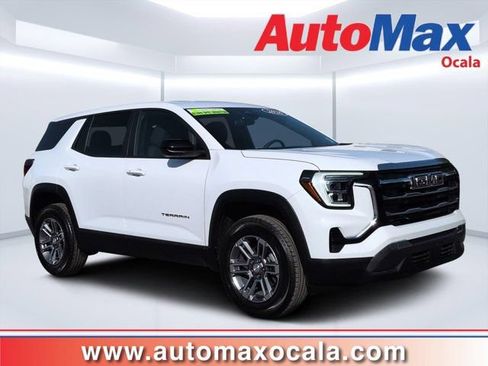 Used 2026 GMC Terrain Elevation FWD image 1