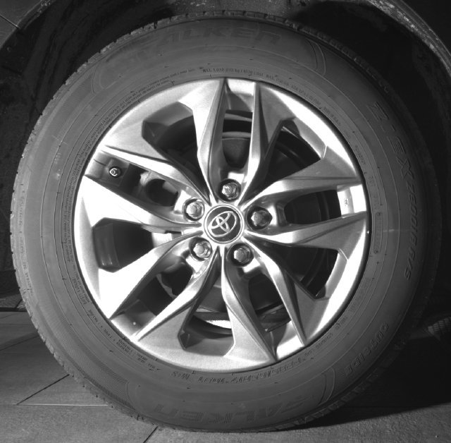Used 2025 Toyota Sienna XLE AWD/4WD image 14
