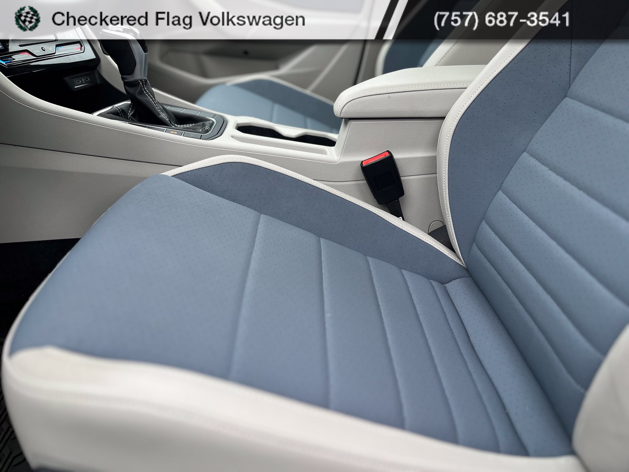 Used 2026 Volkswagen Jetta SE FWD image 23