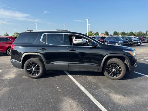 Used 2019 GMC Acadia SLT AWD/4WD image 11