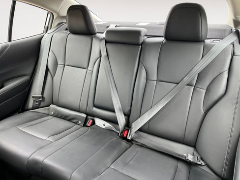 Certified 2025 Subaru Legacy Limited image 13