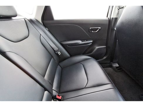 New 2026 Kia K4 EX FWD image 11
