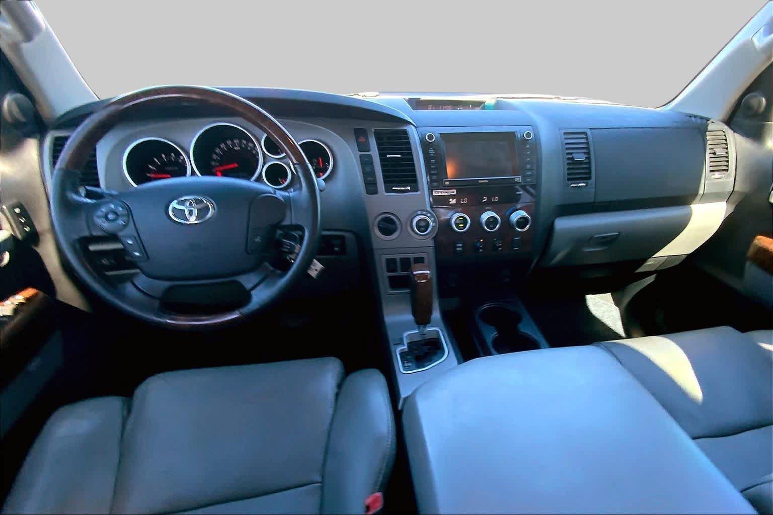 Used 2012 Toyota Tundra Limited w/ Platinum Pkg AWD/4WD image 15