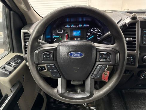 Used 2021 Ford F550 4x4 Crew Cab Super Duty w/ Power Equipment Group image 15