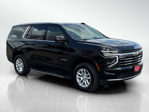 Used 2025 Chevrolet Tahoe LT AWD/4WD image 7