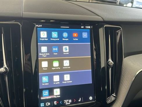 Certified 2025 Volvo XC60 B5 Plus image 15