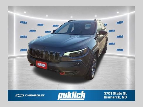 Used 2022 Jeep Cherokee Trailhawk w/ Comfort/Convenience Group AWD/4WD image 1
