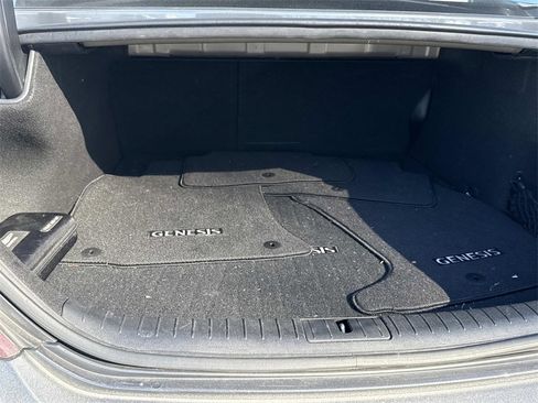 Used 2021 Genesis G70 3.3T w/ Sport Package image 12