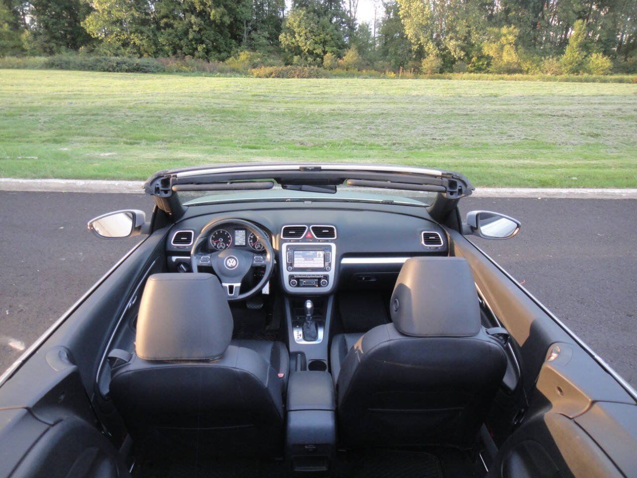 Used 2012 Volkswagen Eos Komfort FWD image 7