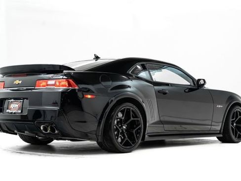Used 2015 Chevrolet Camaro Z/28 image 4