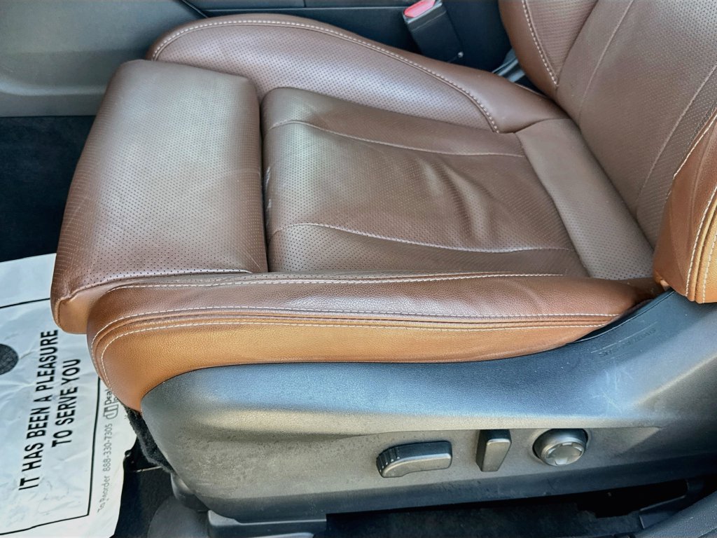 Used 2023 Subaru Outback Touring XT AWD/4WD image 23