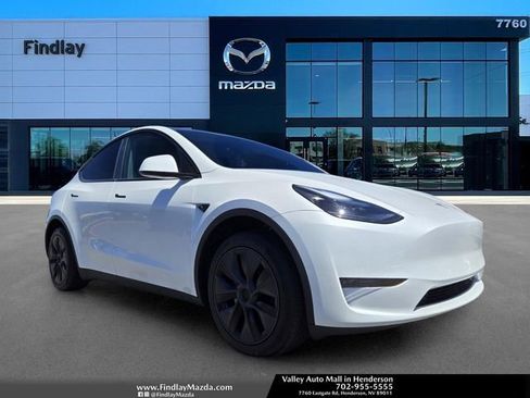 Used 2024 Tesla Model Y 2WD image 1