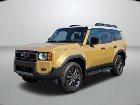 Used 2025 Toyota Land Cruiser w/ Premium Package AWD/4WD image 5