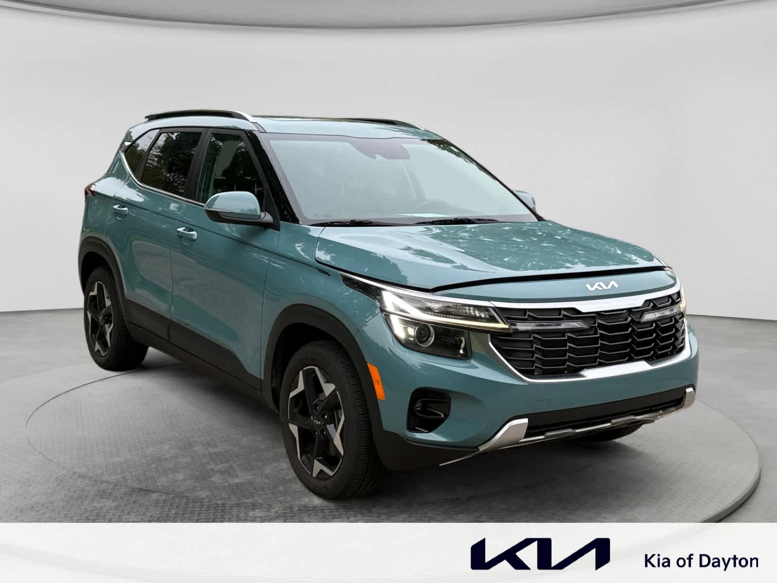 Used 2024 Kia Seltos EX AWD/4WD image 3