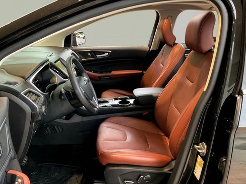 Used 2015 Ford Edge Titanium w/ Equipment Group 302A FWD image 20