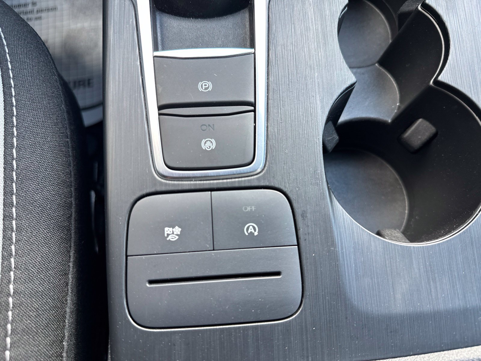 Used 2025 Ford Escape Active AWD/4WD image 64
