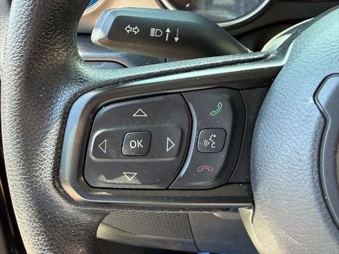 Certified 2023 Jeep Wrangler Sport AWD/4WD image 24