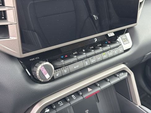 New 2026 Toyota Tundra Limited AWD/4WD image 24