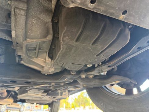 Used 2018 Toyota RAV4 XLE w/ Plus Extra Value Package FWD image 41