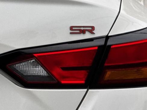 New 2025 Nissan Altima 2.5 SR w/ SR Premium Package image 22