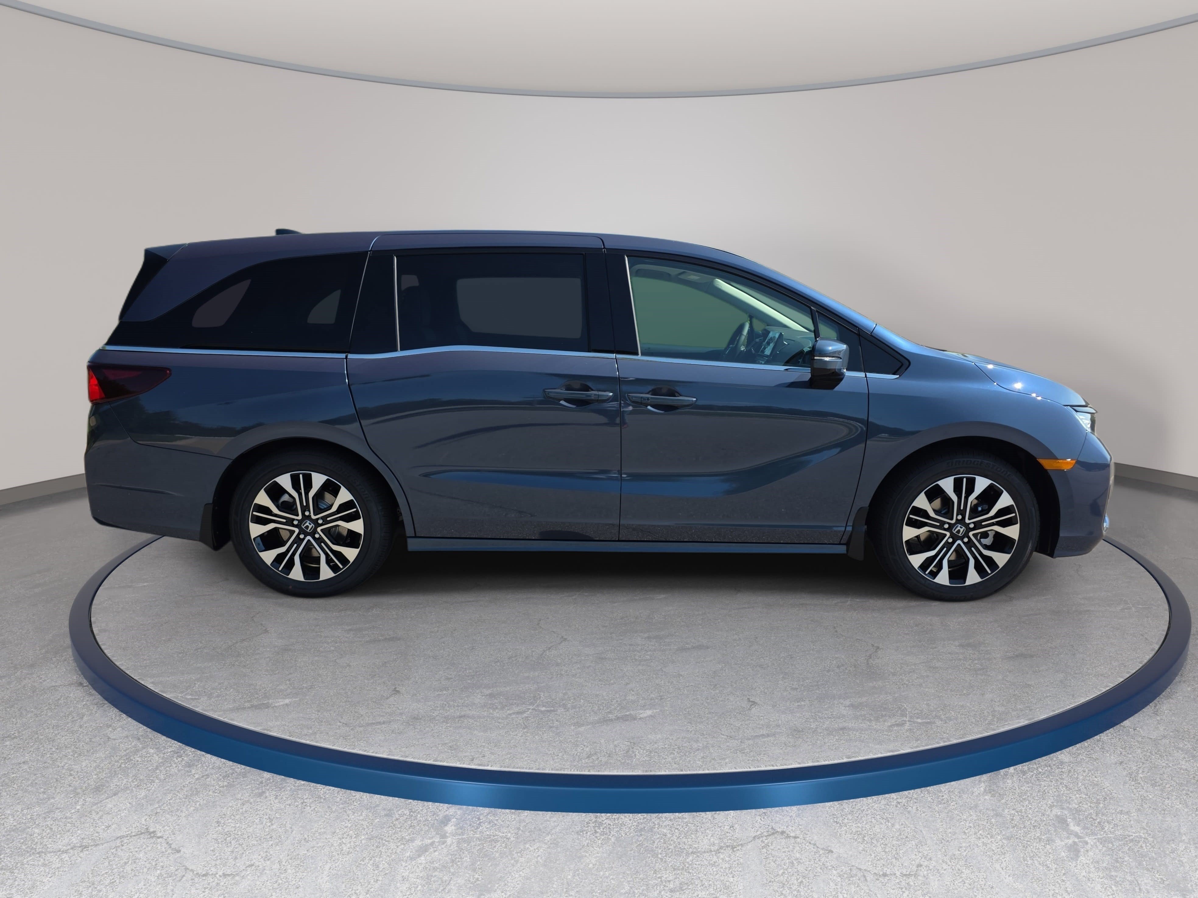 New 2027 Honda Odyssey Elite image 4