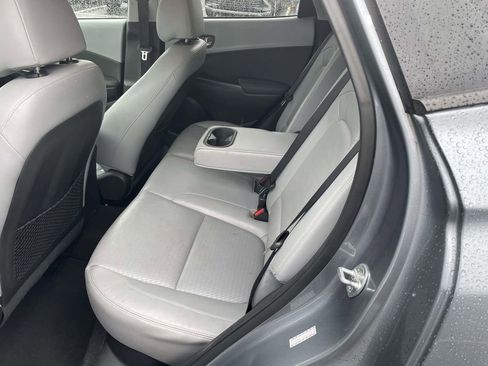 Used 2018 Hyundai Kona Limited image 21