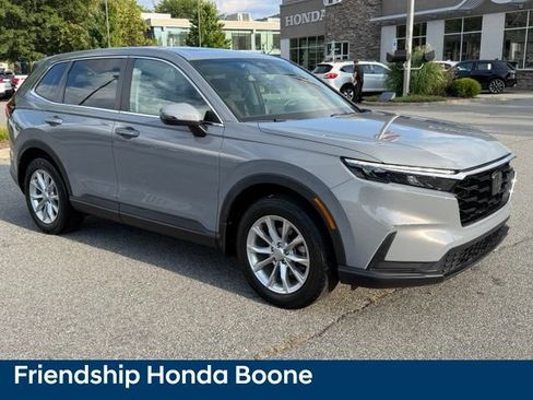 Used 2024 Honda CR-V EX image 3