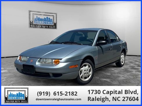 Used 2002 Saturn S-Series SL1 w/ SL1 Option Pkg 1 FWD image 1