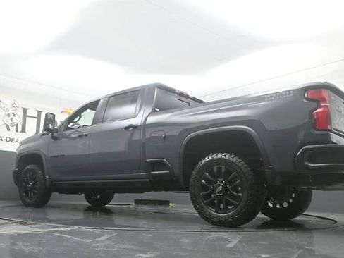 New 2026 Chevrolet Silverado 2500 LTZ w/ LTZ Plus Package AWD/4WD image 32