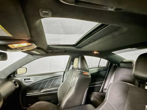 Used 2022 Dodge Charger Scat Pack RWD image 20