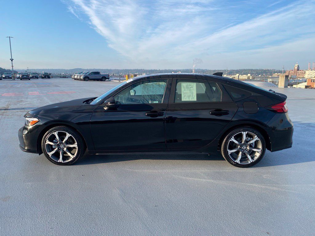 Certified 2025 Honda Civic Sport Touring image 9