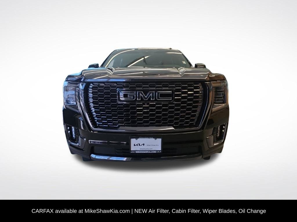 Used 2023 GMC Yukon XL Denali Ultimate AWD/4WD image 4
