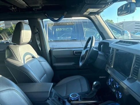 Used 2024 Ford Bronco Everglades image 3