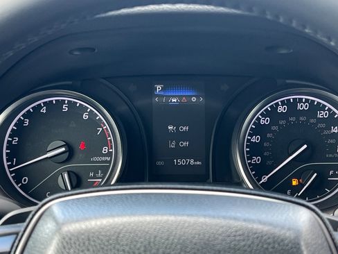 Used 2023 Toyota Camry SE image 17