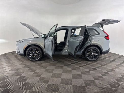 Used 2026 Honda CR-V Sport Touring image 12