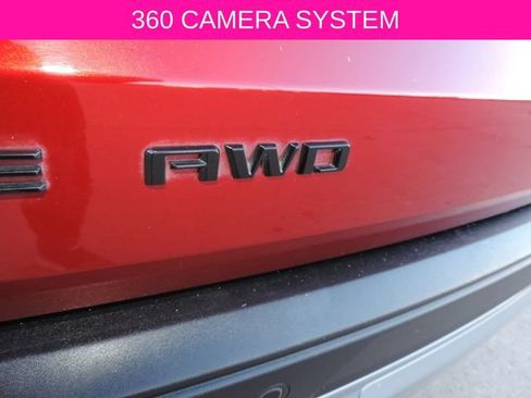 Certified 2025 Chevrolet Traverse Z71 w/ Driver Confidence Package image 15