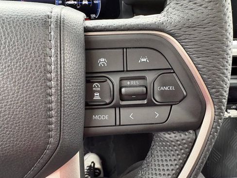 Certified 2025 Toyota Tacoma TRD Sport w/ TRD Sport Premium Package AWD/4WD image 21