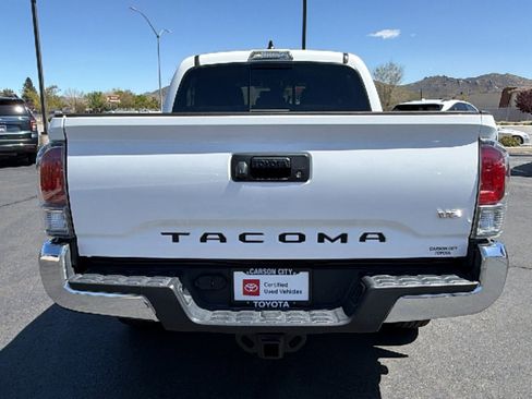 Certified 2023 Toyota Tacoma TRD Off-Road image 4