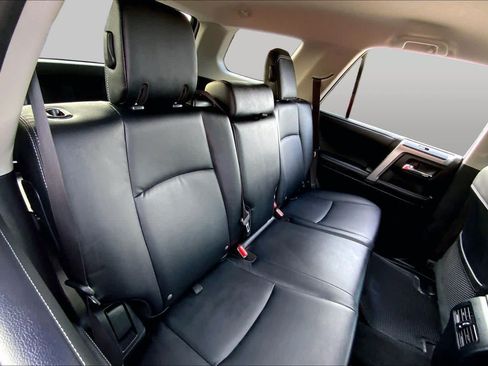 Used 2024 Toyota 4Runner TRD Sport AWD/4WD image 19