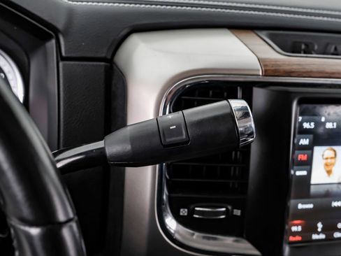 Used 2018 RAM 3500 Laramie image 22