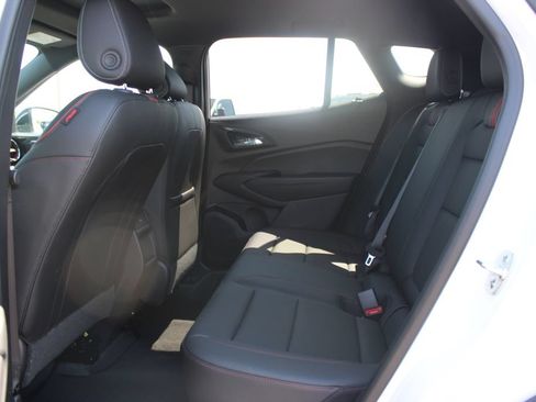 New 2026 Chevrolet Trax RS w/ Sunroof Package FWD image 26