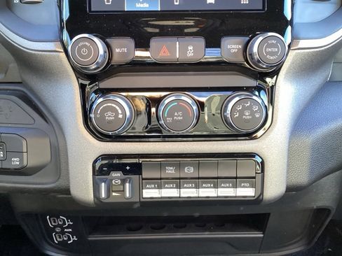 New 2026 RAM 5500 Tradesman w/ Chrome Appearance Group image 30