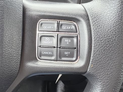 Used 2023 RAM 1500 4x4 Crew Cab Classic image 16