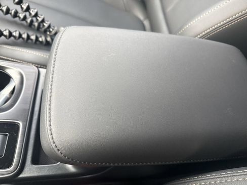 New 2026 Subaru Outback Limited image 38