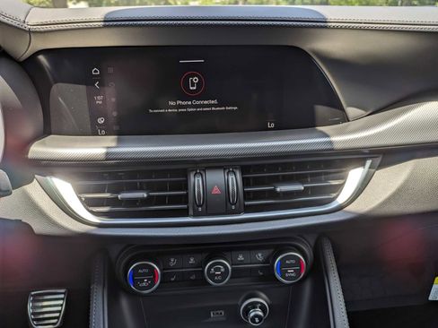 New 2024 Alfa Romeo Stelvio Veloce AWD/4WD image 12