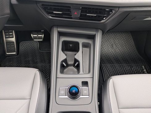 New 2026 Volkswagen Tiguan SE R-Line AWD/4WD image 18