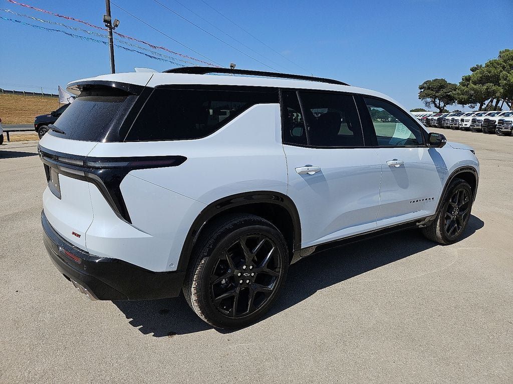 Used 2026 Chevrolet Traverse RS FWD image 8