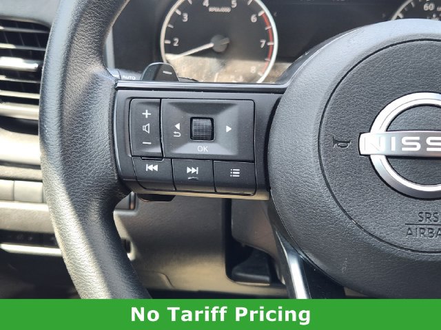 Used 2024 Nissan Rogue SV FWD image 28