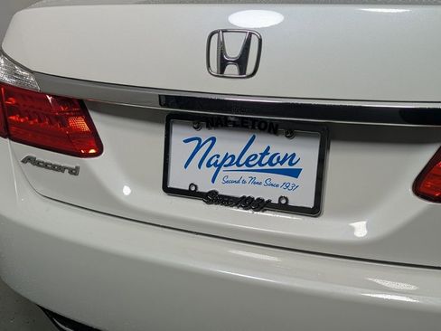 Used 2014 Honda Accord EX-L image 9